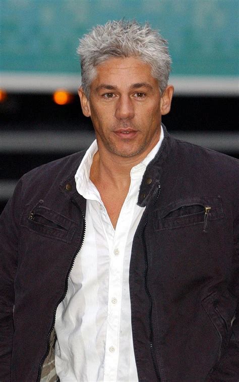 With his distinctive surname, it's all too easy for people to wonder whether the two are related. Wayne Lineker: 9 Facts In 90 Seconds | HuffPost UK
