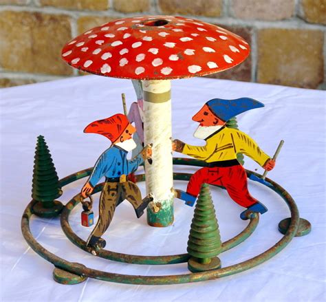 Vine cast iron christmas tree stand chairish. Gone Thrifting: Vintage Christmas Tree Stands