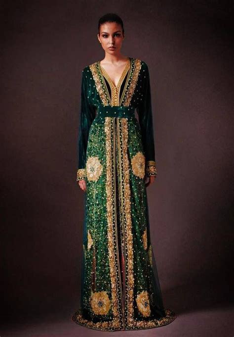 Pin By Noorshidah Kasiman On Caftan Moroccan Fashion Moroccan Dress