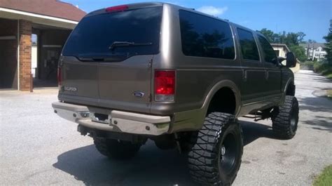 2002 Ford Excursion Limited V10 4x4 Lifted Wow Sharp