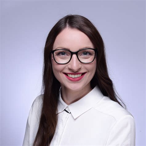 Universität hildesheim · institut für literarisches schreiben und literaturwissenschaft. Dr. Jennifer Becker - Wissenschaftliche Fachreferentin ...
