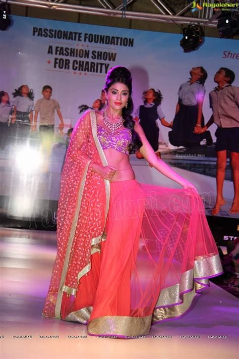 shriya saram walks the ramp wearing shilpa reddy outfit for a charity show how to wear dress