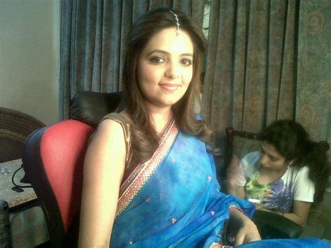 Sugandha santosh mishra (born 23 may 1984) is a playback singer, television presenter, and comedian in the. Check out Sugandha Mishra impersonating Lata Mangeshkar at ...