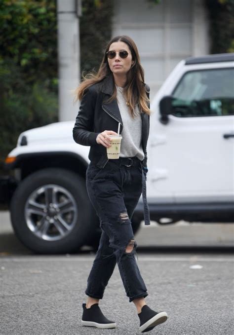 Jessica Biel Celebrity Street Style Celebrity Look Winter Outfits Summer Outfits Casual