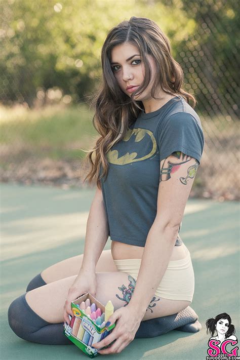 80 Photos Of Hot Girls Wearing Batman Stuff Faded Industry
