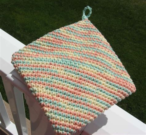 This Morning I Learned How To Crochet A Diagonal Double Thick Hot Pad