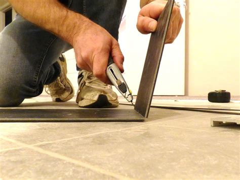 If you don't have a level, anything with a hard, straight edge such as a 1×2 or. It's Easy and Fast to Install Plank Vinyl Flooring