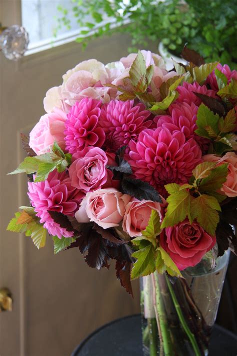 Dahliarose And Hydrangea Spring Flowers Holiday Floral Arrangements