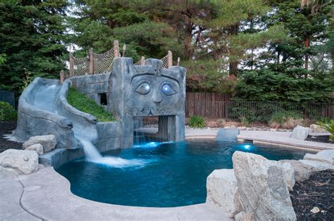 20 Awesome Swimming Pools With Water Slides Homes Of The