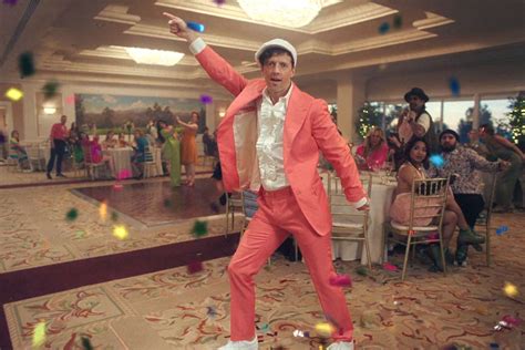 jason mraz shows off his moves in music video for new single i feel like dancing — watch