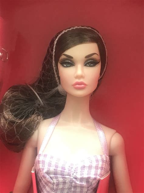 Poppy Parker Beach Babe Basic Doll — Dollfanclub
