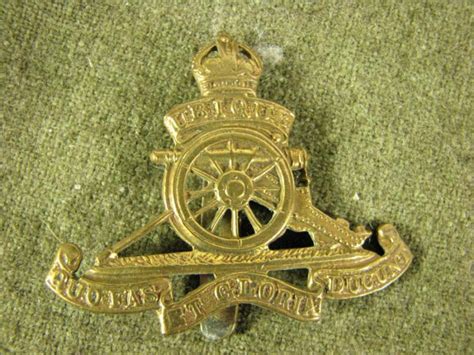 War Department Militaria Royal Artillery Beret Badge
