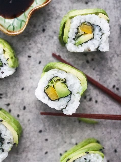 Avocado Sushi Roll K33 Kitchen Delicious Plant Based Vegan Recipes