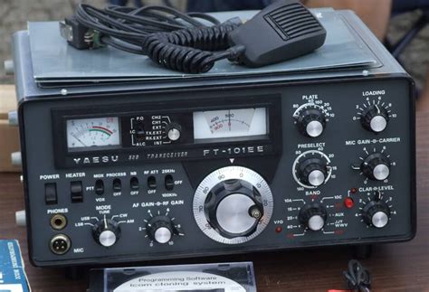 Yaesu Ft 101e Such A Awesome Radio Ham Radio Ham Radio Equipment