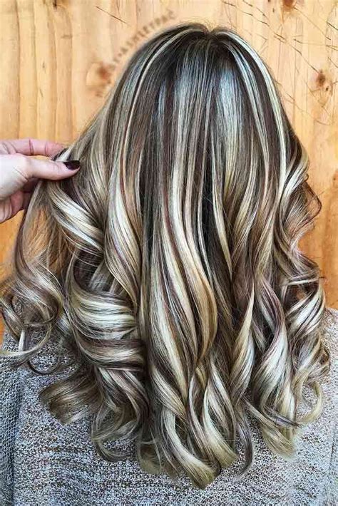 This is fashion highlight hair ,pretty color and layered. 10 Best Suggestions for Brown Hair With Blonde Highlights ...