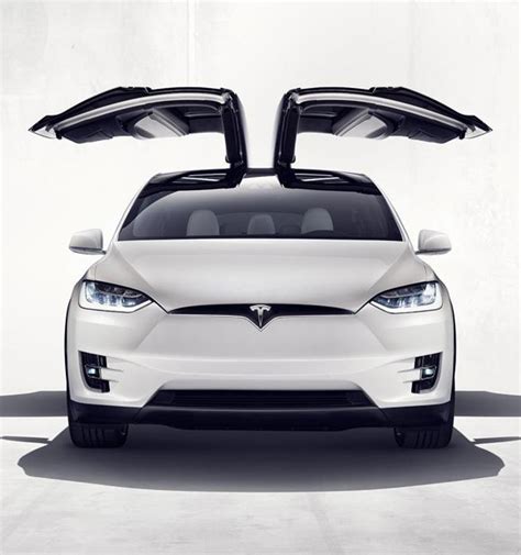 Tesla Model X Fully Electric Crossover Suv Debuts Drive Arabia