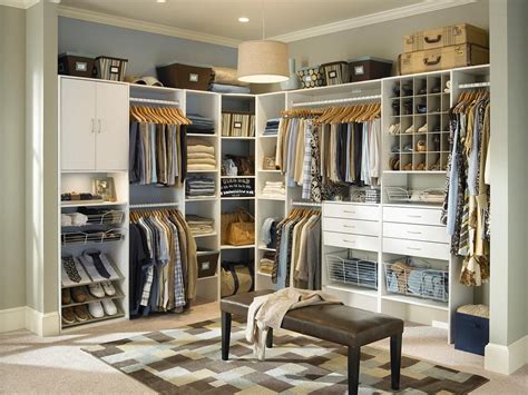 It's a perfect way for you to put your incredible items in order. Small Walk In Closet Design Ideas - DECOREDO