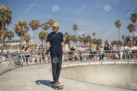 Skateboarder Venice Beach Los Angeles Editorial Stock Image Image