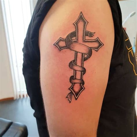 This is primarily because there are so many different style and meanings that anyone can waltz into the tattoo parlour and have one. Top 69 Best Small Cross Tattoo Ideas - [2021 Inspiration ...