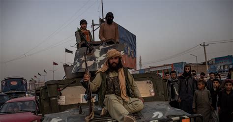 Kabuls Sudden Fall To Taliban Ends Us Era In Afghanistan The New