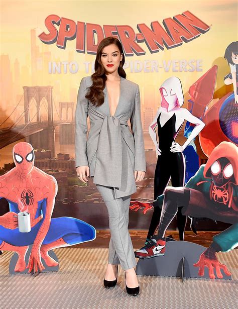 Spider Man Into The Spider Verse Here S What Hailee Steinfeld Would