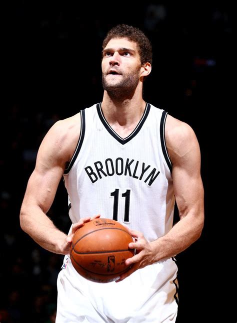 Signed as a free agent with the. Brooklyn Net Brook Lopez wants nothing to do with new jersey - New York Daily News