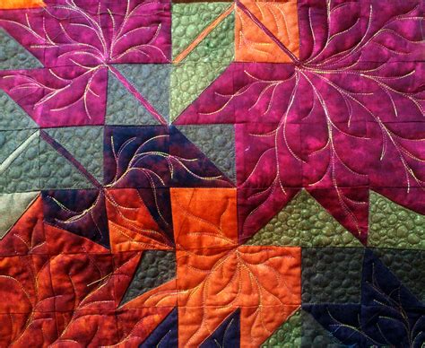Gorgeus Autumn Leaf Quilt I Custom Quilted On My Innova The Thread I