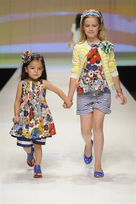 Emoo Fashion Childrens Fashion Dresses 2012