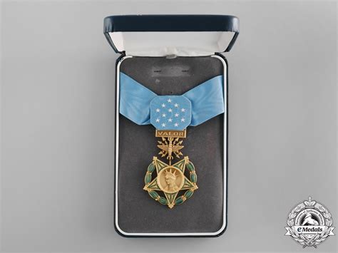 United States An Air Force Medal Of Honor With Case