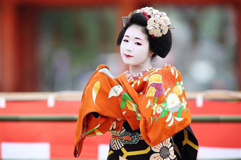 Maiko Performance Geisha Kanzashi Japanese Traditional