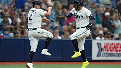 Rays Sweep Twins 4 2 To Extend Win Streak To 6 Games Now 46 19 On The
