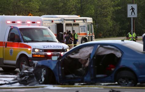 6 People Sent To Hospital Thursday Evening After Car Crash In Winnipegs North Kildonan Area