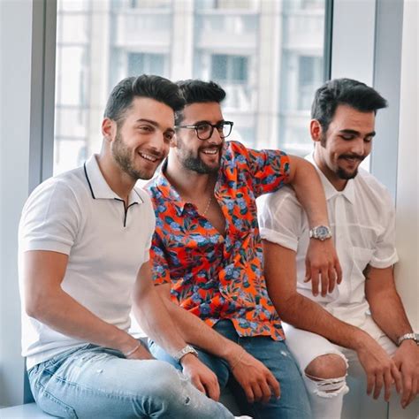 A chi mi dice, il mondo, 'o sole mio, grande amore (versión en lt → spanish, italian, english, french → il volo (104 songs translated 895 times to 48 languages). Il Volo live domani in Abruzzo per il Musica Tour: dove ...