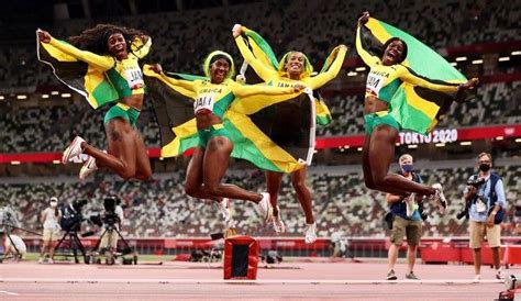 Jamaicas Women Mine Olympic Gold In 4x100m