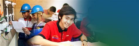 Platser att se, sätt att vandra på och unika upplevelser. Pusat Kemahiran ITBASE - Parit Raja Batu Pahat, Johor