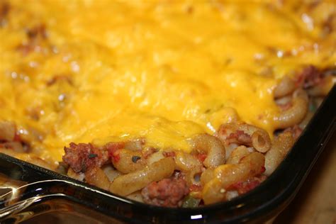 Serve with a salad for a great meatless dinner. Food in Pictures: Wayne's Beef Macaroni and Cheese