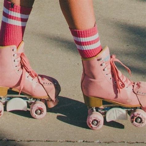 pin by yael on roller skating in 2020 with images retro roller skates roller skating