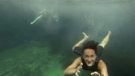 Dive Underwater GIF Dive Underwater Hello Discover Share GIFs