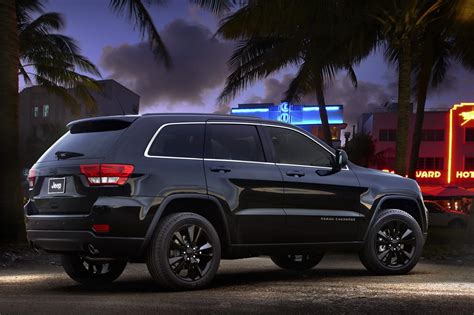 Jeep Unveils Nameless All-Black Jeep Grand Cherokee ...