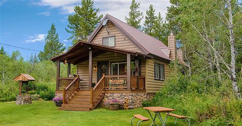 Luton's teton cabins offer a warm and welcoming log cabin retreat located in the north part of jackson hole, with just a short drive to grand teton and yellowstone national parks. rates & availability|island park idaho|Yellowstone & Grand ...
