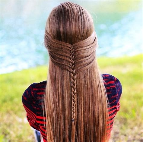 20 Eye Catching Hairstyles For Long Thin Hair