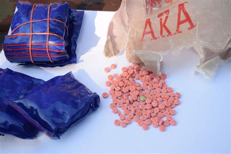 วันนี้ (15ธ.ค.63) น.ส.รัชดา ธนาดิเรก รองโฆษก. กองกำลังผาเมืองจับยาบ้า 824,000 เม็ดบริเวณชายแดน