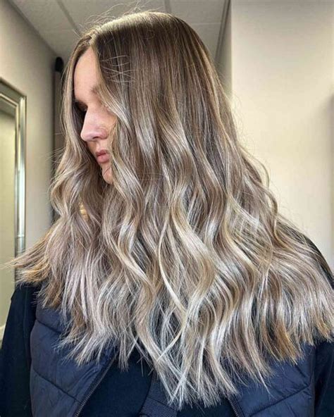 31 Dishwater Blonde Hair Colors Youll Want To Show Your Hair Colorist