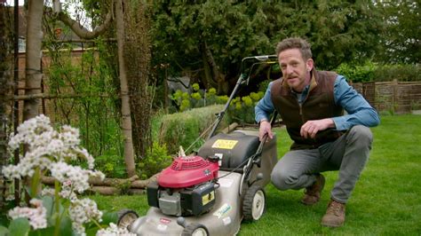 Bbc Two Gardeners World 2017 Episode 6 Spring Lawn Care