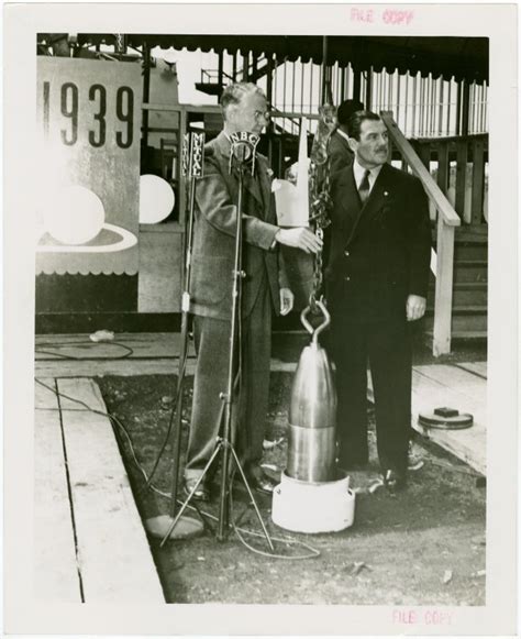 Westinghouse Time Capsule Grover Whalen And Officials Lowering Time