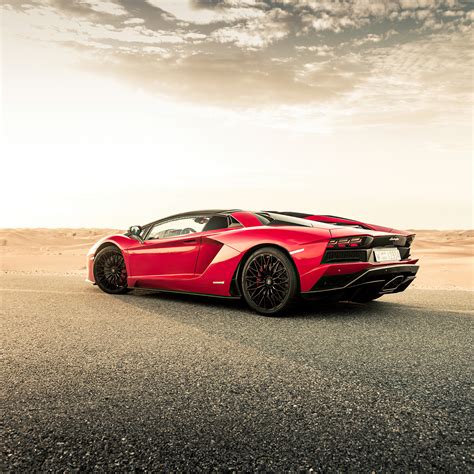 2048x2048 Red Lamborghini Aventador 2020 Ipad Air Hd 4k Wallpapers