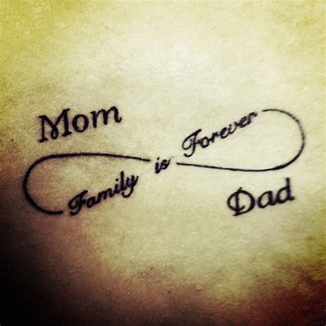 Like many other memorial tattoos, this one also features an angel with 'dad' and 'mom' written on the side. Image result for mom dad tattoos | Memorial tattoos mom ...