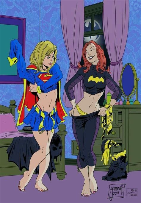 Pin By Awesome Sauce On Awesome Pictures In 2020 Supergirl Batgirl