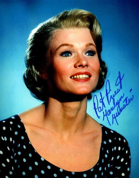 Pat Priest Marilyn Munster The Munsters Autographed 8x10 Photo 4 The