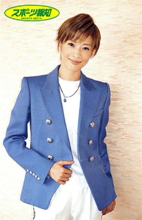 配信初回は「癒しの空間作り」についてご紹介 なんだか楽しそうな #明日海りお さん アトリエがどんな明日海色に染まっていくのか…ぜひご期待くだ. "トップ・オブ・トップ"明日海りお、宝塚生活最後の「愛 ...